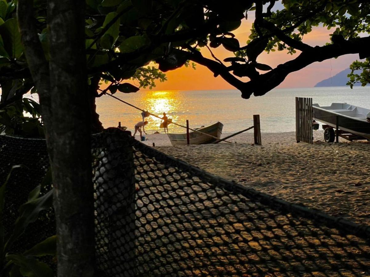 Pousada Vila Ipuan Pauba Bagian luar foto